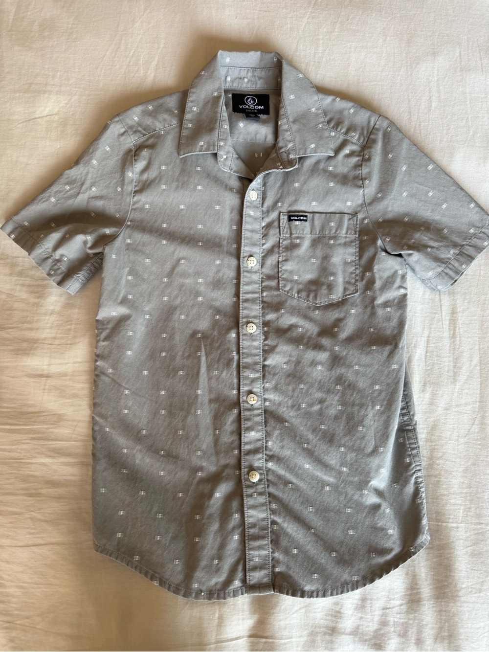 Volcom Light Gray Short Sleeve Button-Down with Subtle Dot Print